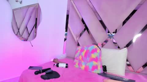 Freyaht online show from 01.28.25