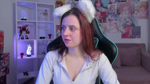 FreyaVey online show from 02.08.26