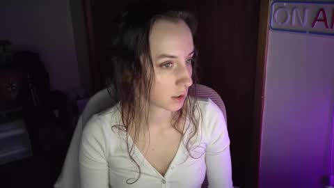 FreyaTheGemini online show from 12.19.24