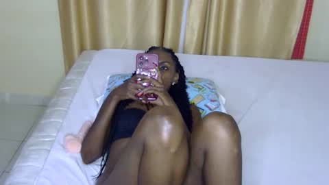 Snapshot of frianebony chatting on 04.24.26 Frian online show from 04.24.26