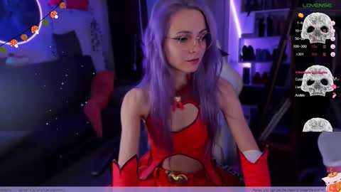 Frida A boost to fortune for the one who gives a thumbs up and a bonus lucky for those who support me by joining the fanclub online show from 10.30.25