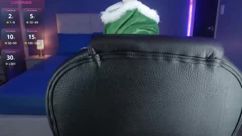 Snapshot of frida_lassi_ chatting on 12.06.24 frida_lassi_ online show from 12.06.24