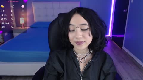 Snapshot of frida_lassi_ chatting on 12.19.24 frida_lassi_ online show from 12.19.24