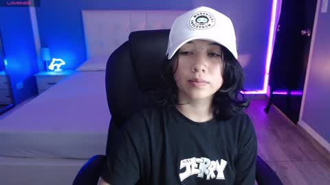 Snapshot of frida_lassi_ chatting on 01.16.25 frida_lassi_ online show from 01.16.25