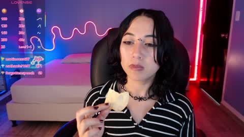 Snapshot of frida_lassi_ chatting on 02.07.25 frida_lassi_ online show from 02.07.25