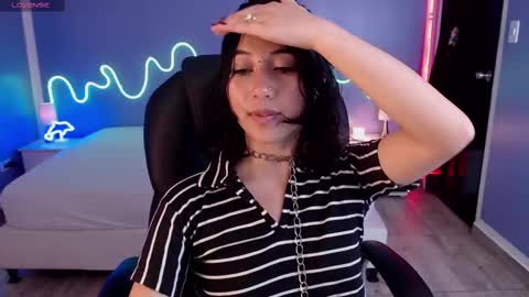 Snapshot of frida_lassi_ chatting on 02.24.25 frida_lassi_ online show from 02.24.25