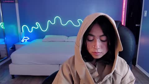 Snapshot of frida_lassi_ chatting on 02.25.25 frida_lassi_ online show from 02.25.25