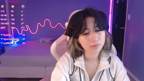 Snapshot of frida_lassi_ chatting on 03.05.25 frida_lassi_ online show from 03.05.25