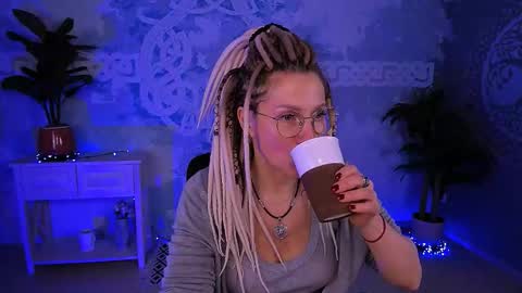 Frida Tander online show from 03.30.26