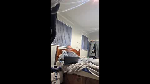 friendlydave528793 online show from 12.16.25