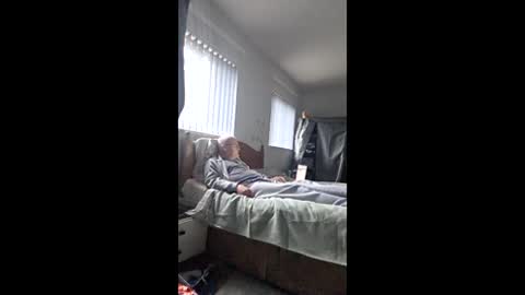 friendlydave528793 online show from 12.17.25