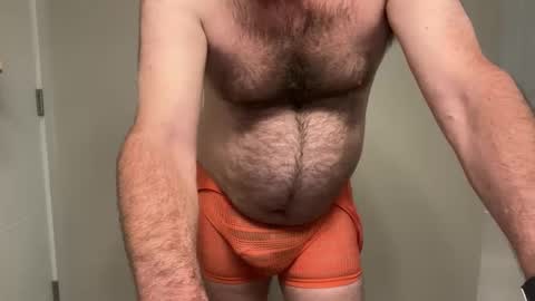 Snapshot of friskysimian1988 chatting on 05.18.26 friskysimian1988 online show from 05.18.26