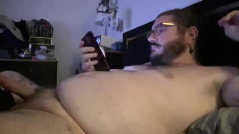 Snapshot of frnicola chatting on 10.09.25 F. online show from 10.09.25