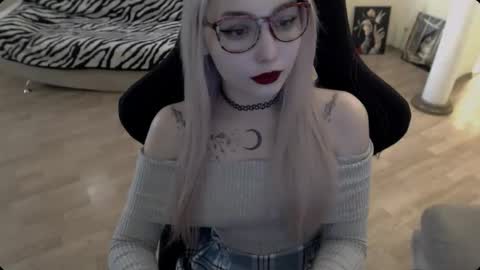 Lilith online show from 11.26.25