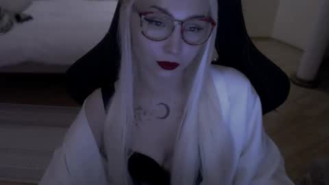 Snapshot of fromsun_forsoul chatting on 03.23.26 Lilith online show from 03.23.26