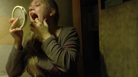 Snapshot of frumcake chatting on 11.15.25 FrumCake online show from 11.15.25