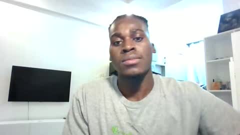 Snapshot of fuck_buoy chatting on 10.23.25 Prince online show from 10.23.25