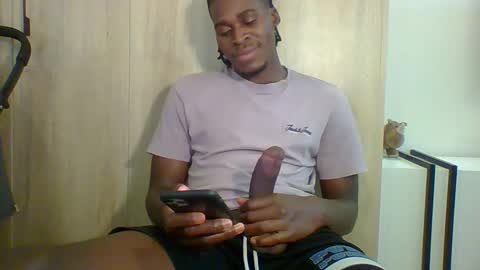 Snapshot of fuck_buoy chatting on 10.31.25 Prince online show from 10.31.25