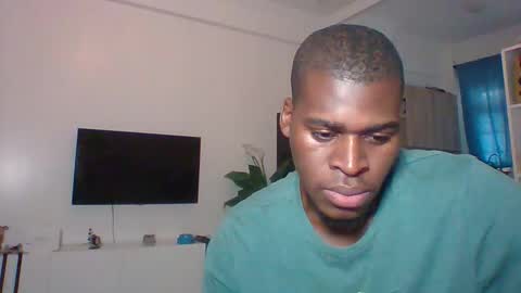 Snapshot of fuck_buoy chatting on 11.14.25 Prince online show from 11.14.25