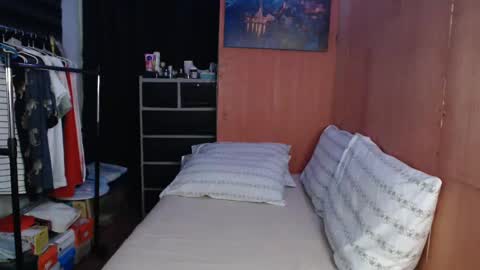 Snapshot of fuck_by_zack chatting on 02.12.25 Zack online show from 02.12.25