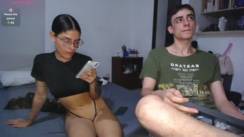 Snapshot of fuckc0uple chatting on 01.13.25 Lauuuu n TheLuckyGuy online show from 01.13.25