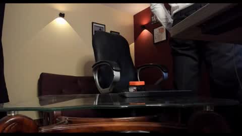 SERGIO THE SEX LAWYER online show from 11.10.25