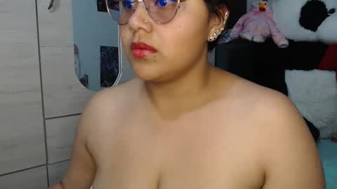 Mia and Gary  online show from 12.19.25