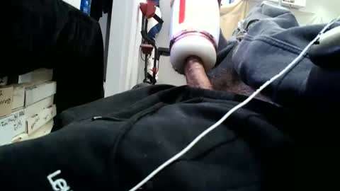 Snapshot of fuckmeallday1975 chatting on 02.22.26 fuckmeallday1975 online show from 02.22.26