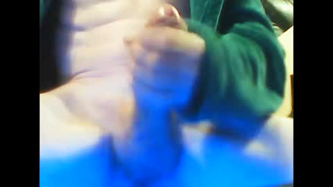 Snapshot of fuckmesexe chatting on 03.01.25 LoveSexe online show from 03.01.25