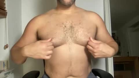 Muscle Bear Jock in Training online show from 10.09.25