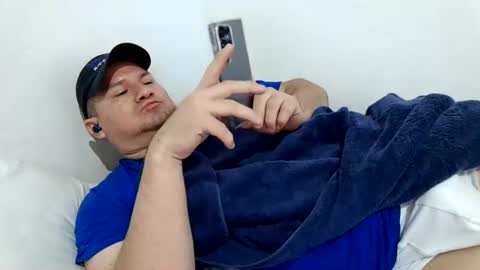 Snapshot of fuckynations chatting on 06.20.26 Fuckdirtymen online show from 06.20.26