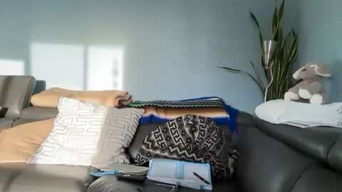 Snapshot of fuertecock chatting on 01.12.26 Gregorio online show from 01.12.26