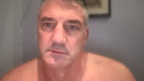 Snapshot of fullback_15 chatting on 10.10.25 fullback_15 online show from 10.10.25