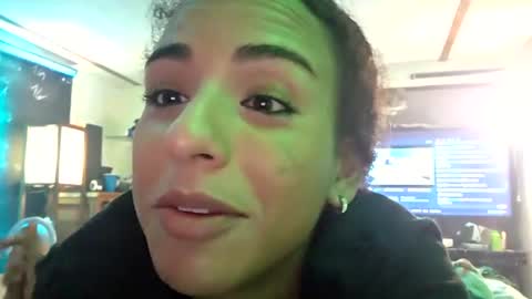 Snapshot of fulluforever chatting on 06.18.26 Astrid online show from 06.18.26