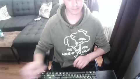 fullandready online show from 10.07.25