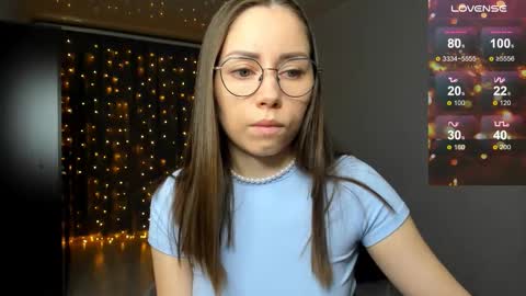 Snapshot of fun__nd__bun chatting on 11.15.25 fun__nd__bun online show from 11.15.25