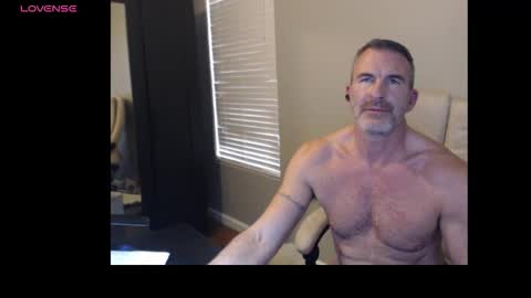 Snapshot of funfitmalelv2 chatting on 02.03.26 funfitmalelv2 online show from 02.03.26