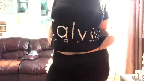 Linnys Palace online show from 12.06.24