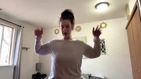 Linnys Palace online show from 02.20.26