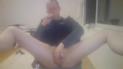 Snapshot of funneltunnel chatting on 04.20.26 funneltunnel online show from 04.20.26