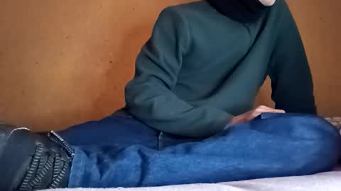 Italian men online show from 12.18.24