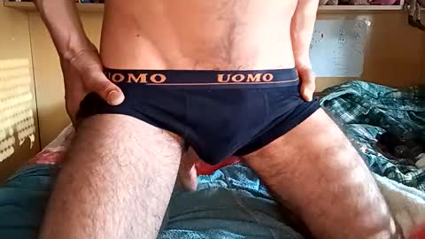 Italian men online show from 02.04.25