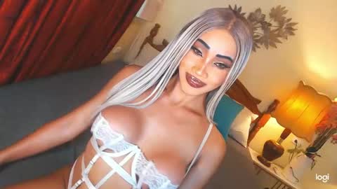 Snapshot of funtastic_harlow chatting on 04.25.26 Maddonna online show from 04.25.26