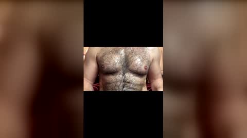 Snapshot of furryhugs69 chatting on 01.11.26 Erich online show from 01.11.26