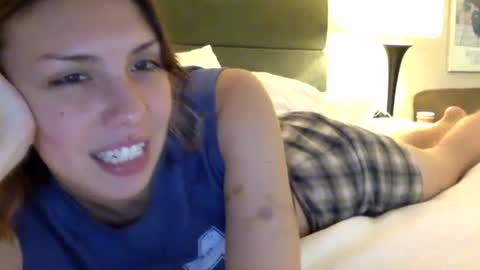 Snapshot of fushialake chatting on 11.03.25 Fushia online show from 11.03.25