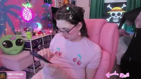 Snapshot of fuuka chatting on 05.22.26 Fuuka Doll online show from 05.22.26