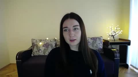 Snapshot of gabby_di chatting on 01.11.25 Jaklin online show from 01.11.25