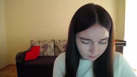 Snapshot of gabby_di chatting on 09.16.25 Jaklin online show from 09.16.25