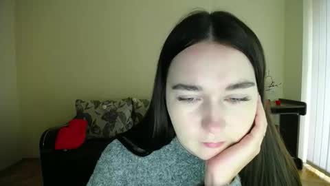 Snapshot of gabby_di chatting on 10.09.25 Jaklin online show from 10.09.25