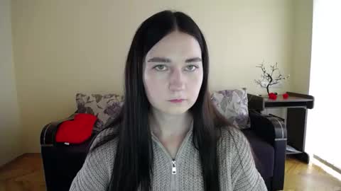 Jaklin online show from 11.19.25